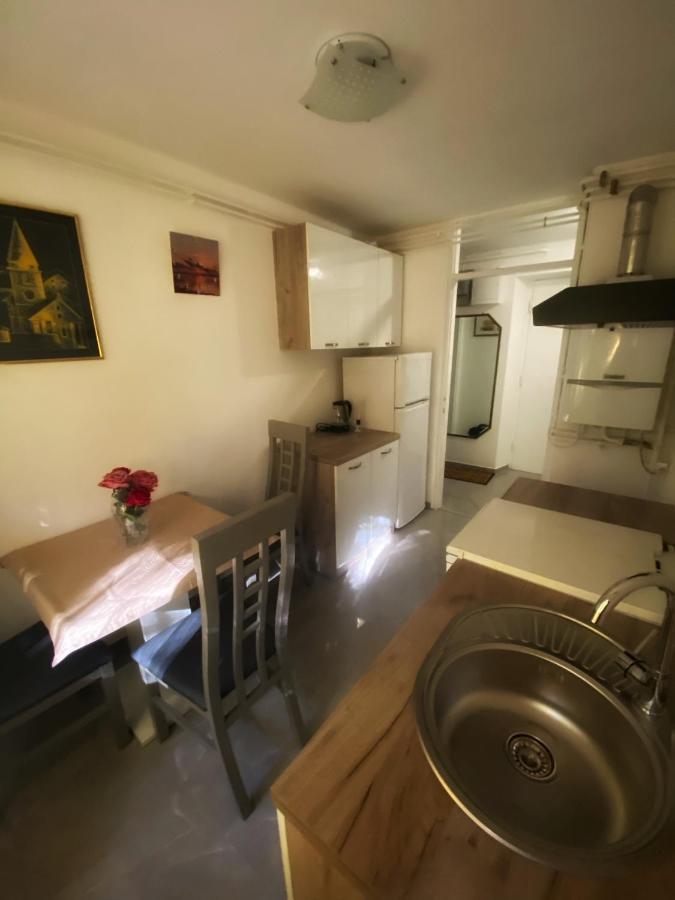 Astoria Leilighet Varaždin Eksteriør bilde